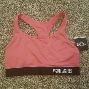 New** Victorias secret pink sports bra.